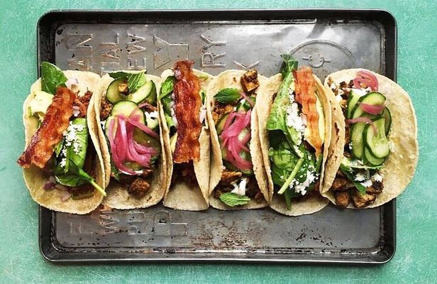 La Roma Authentic Taco Tour