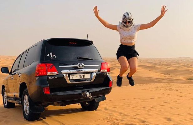 Dubai desert safari with 4x4 Dune Bashing,Camel Ride sand board