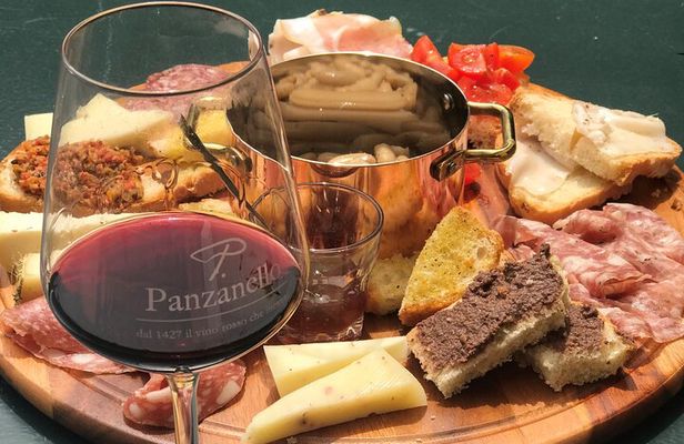 Exclusive Lunch Tour and Wine tasting at a Chianti Classic Winery