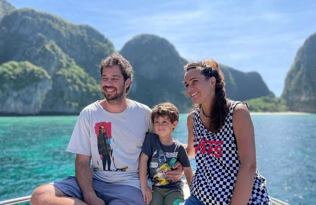 Phi Phi, Maya & Bamboo Island by Speed boat from Krabi