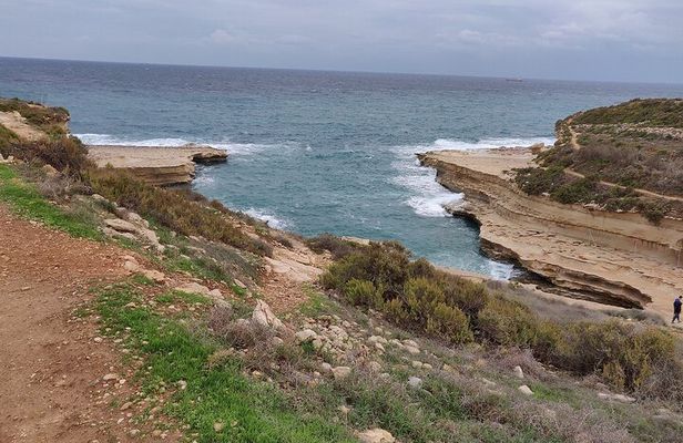 Exploring Marsaxlokk, Blue Grotto and Malta best sights!