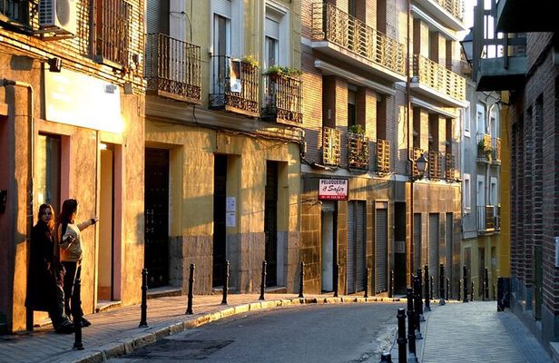 Lavapiés: The most multicultural neighbourhood of Madrid, Private Walking Tour