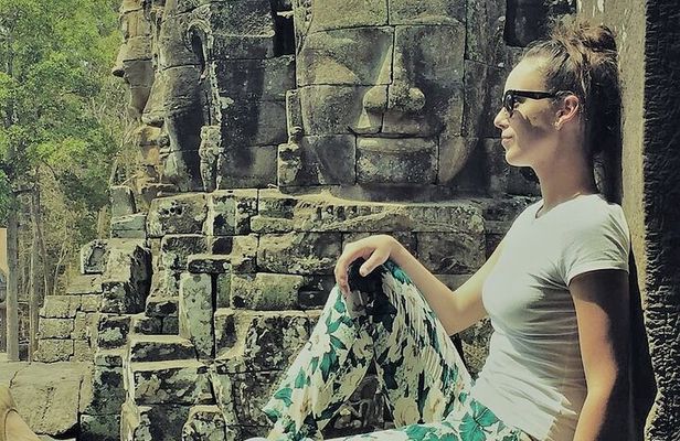 Ultimate Private Guided Tours, Sunrise Angkor Wat, Bayon, Ta Prohm, Banteay Srei