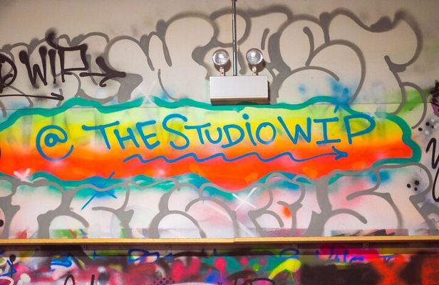 BYOB Spray Paint 'n' Sip in Chicago