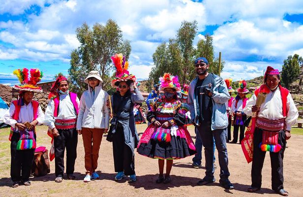Special Peru 9 days: Cuzco, Machu Picchu, Puno, Lake Titicaca from Lima