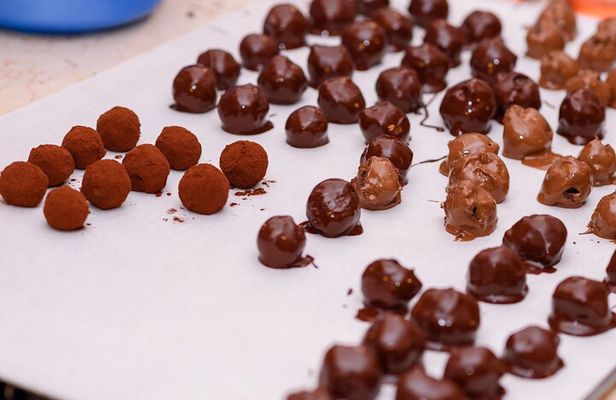 3-Hour Belgian Truffles, Chocolate and Pralines Class