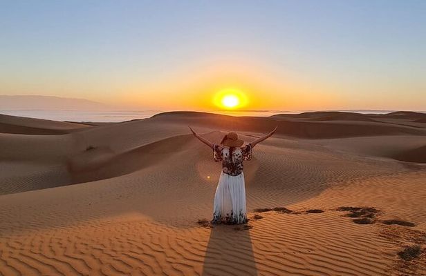Wahiba Sands Desert and Wadi Hawar Private Tour