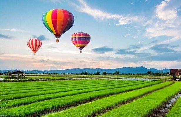 Chiang Rai Hot Air Balloon Flight – Guided Aerial Tour