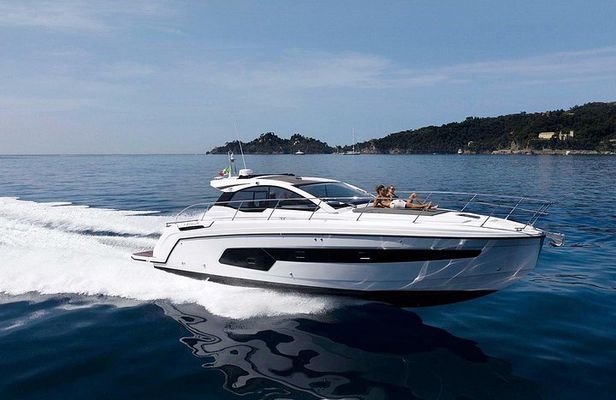 Private Luxury Yacht Tour in Cyprus