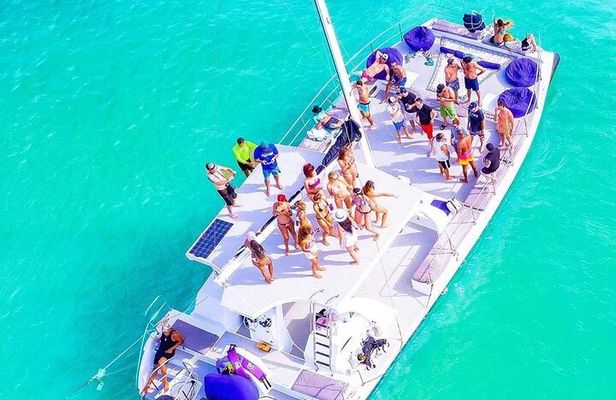 Catamaran Cruise with Snorkeling & Parasailing