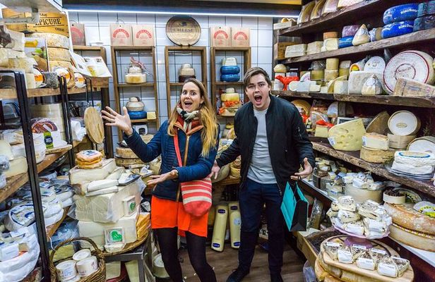 Multicultural Food Tour in Melbourne Markets