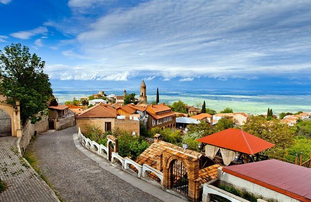 From Tbilisi: 4-day Tour in Georgia with Airport Transfers