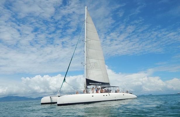 All-inclusive 8-hour catamaran tour to Isla Taboga from Panama City