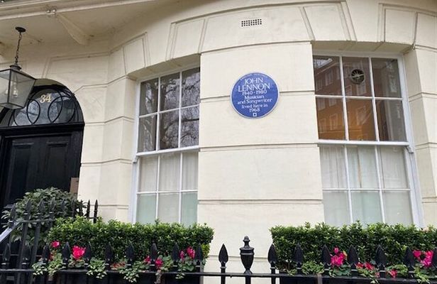The Beatles London walking tour. From Abbey Road to the Roof Top
