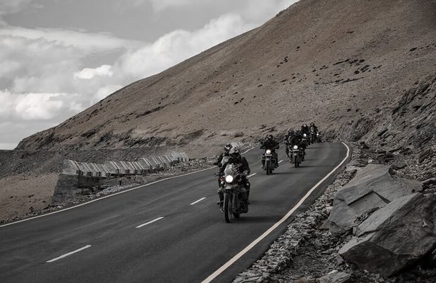 Leh Ladakh Motorcycle Tour - 7 Days Of Ultimate Thrill