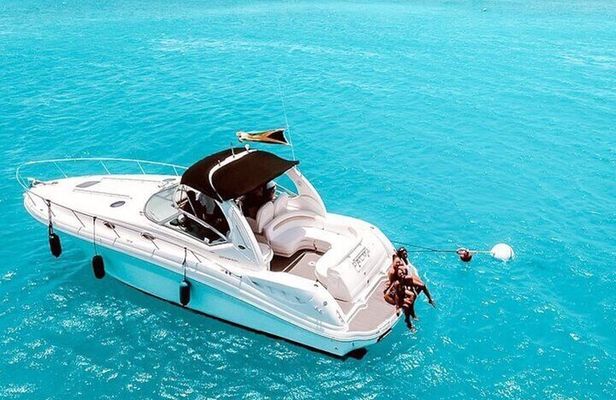 Private Yacht with snorkelling from Montego Bay