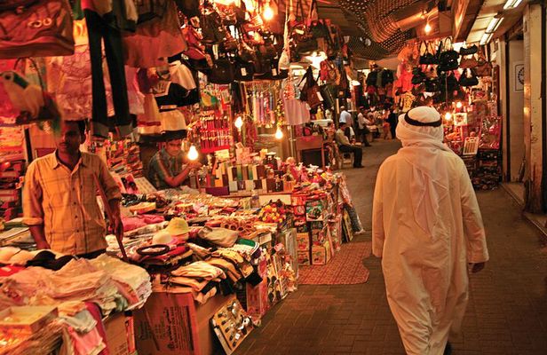 Half Day Walking Tour in Manama with Licensed Guide