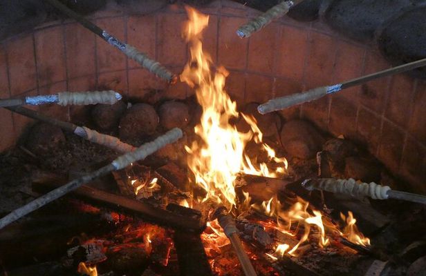 Baumkuchen Campfire Baking Class 