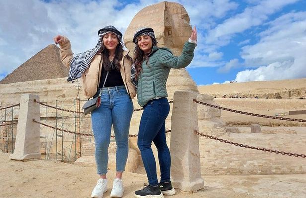 Giza pyramids, Sphinx, Sakkara Pyramid ,Memphis & Pyramid Inside