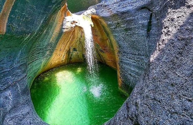 Private Full Day Wadi Dham Tour
