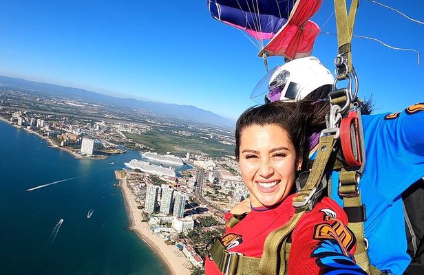 Tandem Skydive With Beach Landing