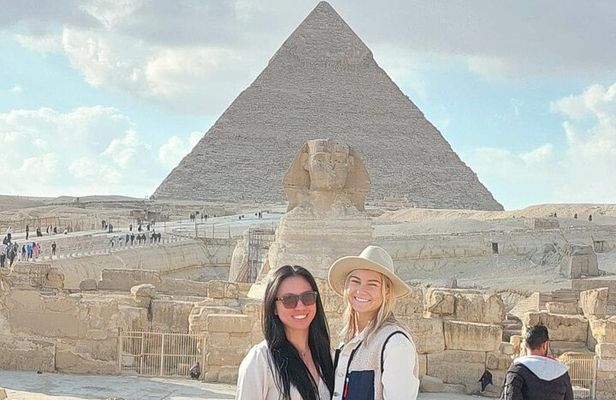 All Including Tour Private Giza Pyramids ,Sphinx ,Cairo Museum ,Camel Ride Lunch