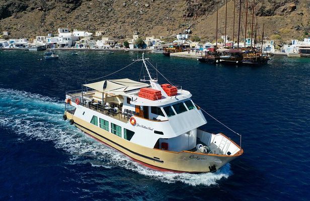 Santorini Tour of Caldera & Sunset In Oia with Glass-bottom Boat