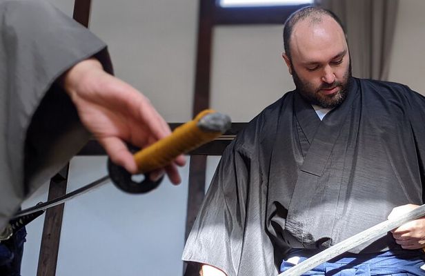 Matsumoto Castle Tour & Samurai Experience