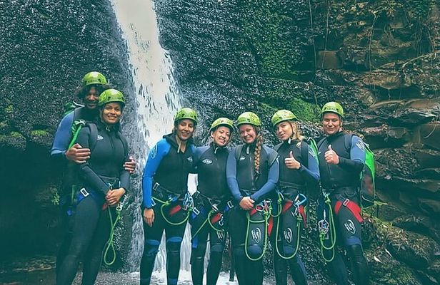 Canyoning Experience in Gran Canaria (Cernícalos canyon)