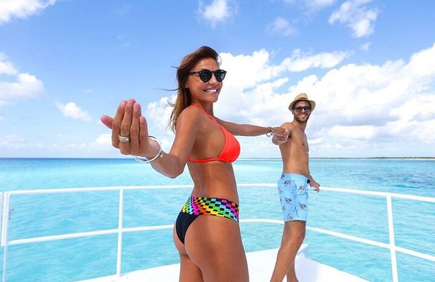 Contoy Island & Isla Mujeres Adventure from Cancun