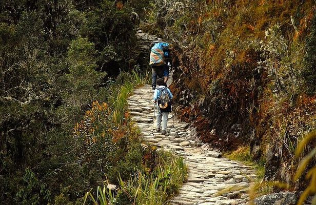 Inca Trail to Machu Picchu (4 Days)