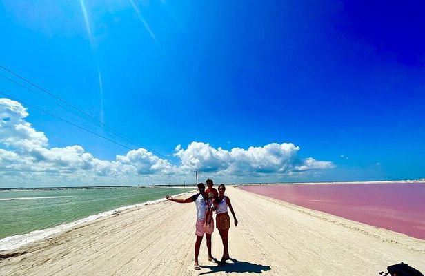 Las Coloradas Tour With Transportation from Playa del Carmen