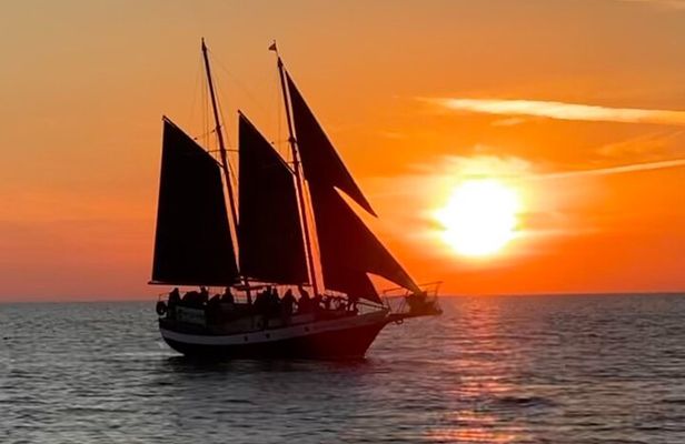 Suncoast Sailing's Sunset Sailing Experience!