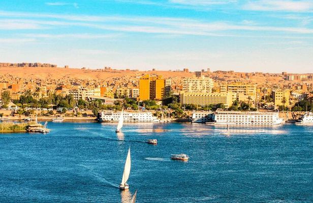 4 Days Nile Cruise From Aswan To Luxor With Abu Simbel Temples & Balloon