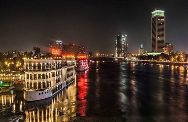 Cairo Dinner Cruise With Belly Dancer Show