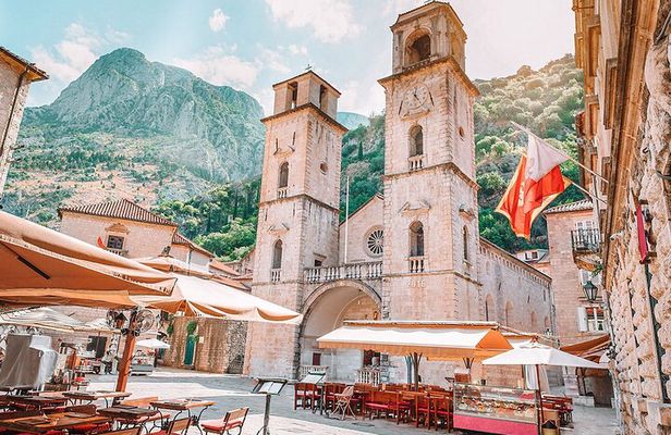 Tour of Montenegro, Albania & Kosovo in 5 Days from/to Dubrovnik