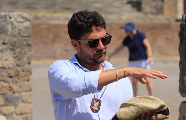 Pompeii Tour with Ticket INCLUDED and Expert Guide