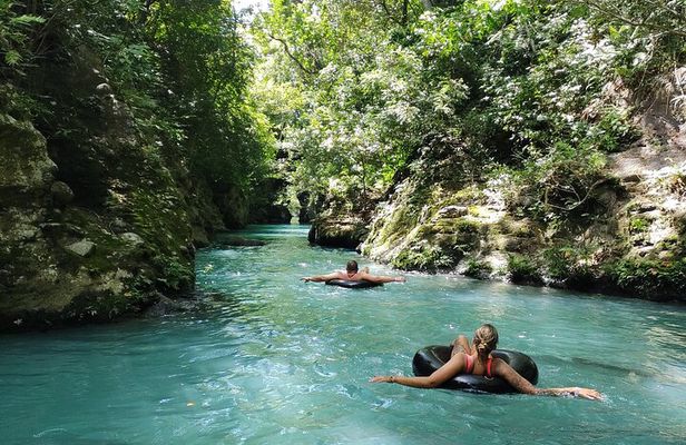 Private Full Day Local Waterfalls Experience in Curubande