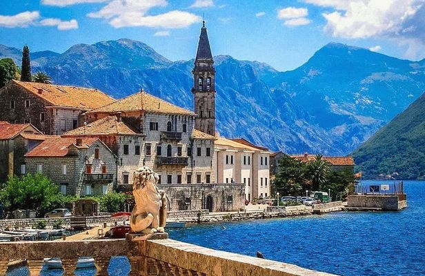 Pearls of the Balkans from / to Dubrovnik; Semi - Private Tour