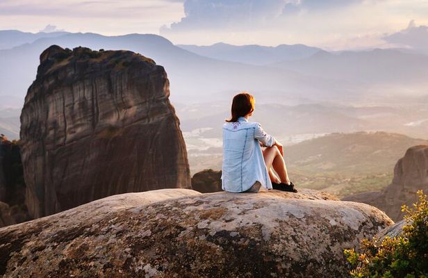 Meteora: Morning Half Day Sightseeing and Monasteries Tour