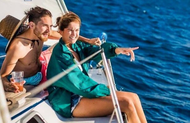 Cabo Snorkeling and Sailboat Tour with Lunch and Open Bar