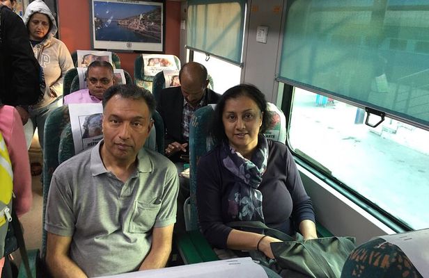 Taj Mahal & Agra Fort Visit by Gatimaan Express Train