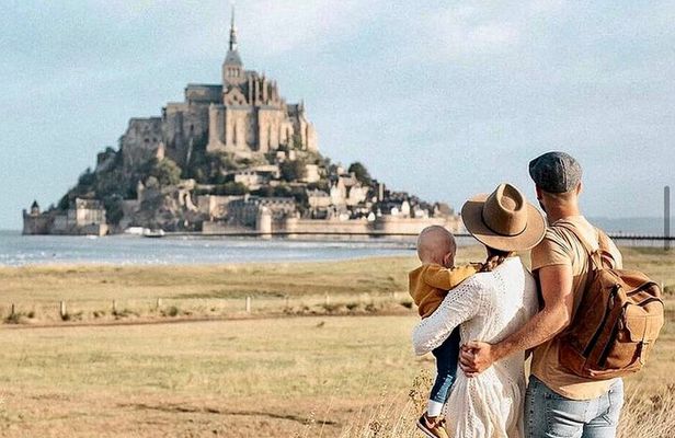 Mont St Michel Full Day Tour with a National Guide from Bayeux