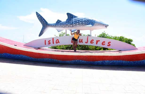 Catamaran Adventure to Isla Mujeres" From Cancun