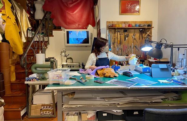 Florence Traditional Local Artisan Experience