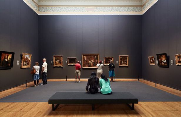 Rijksmuseum Amsterdam and Canal Cruise with Snackbox