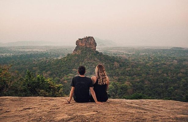 Private Day Tour from Kandy to Sigiriya and Dambulla Cave temple