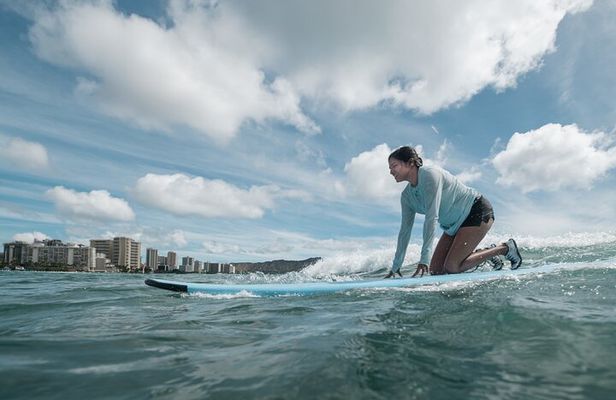 Group Surf Lesson in Honolulu