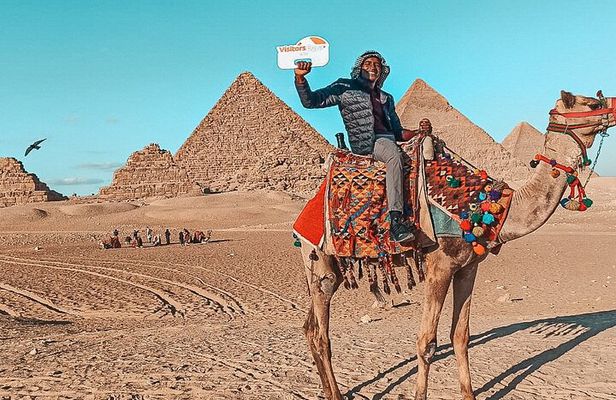 Visit Giza Pyramids and Sphinx - Full Day Trip