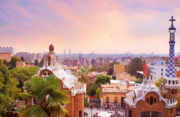 Park Guell Gaudi's Wonder Guided Tour Max 6 People Group